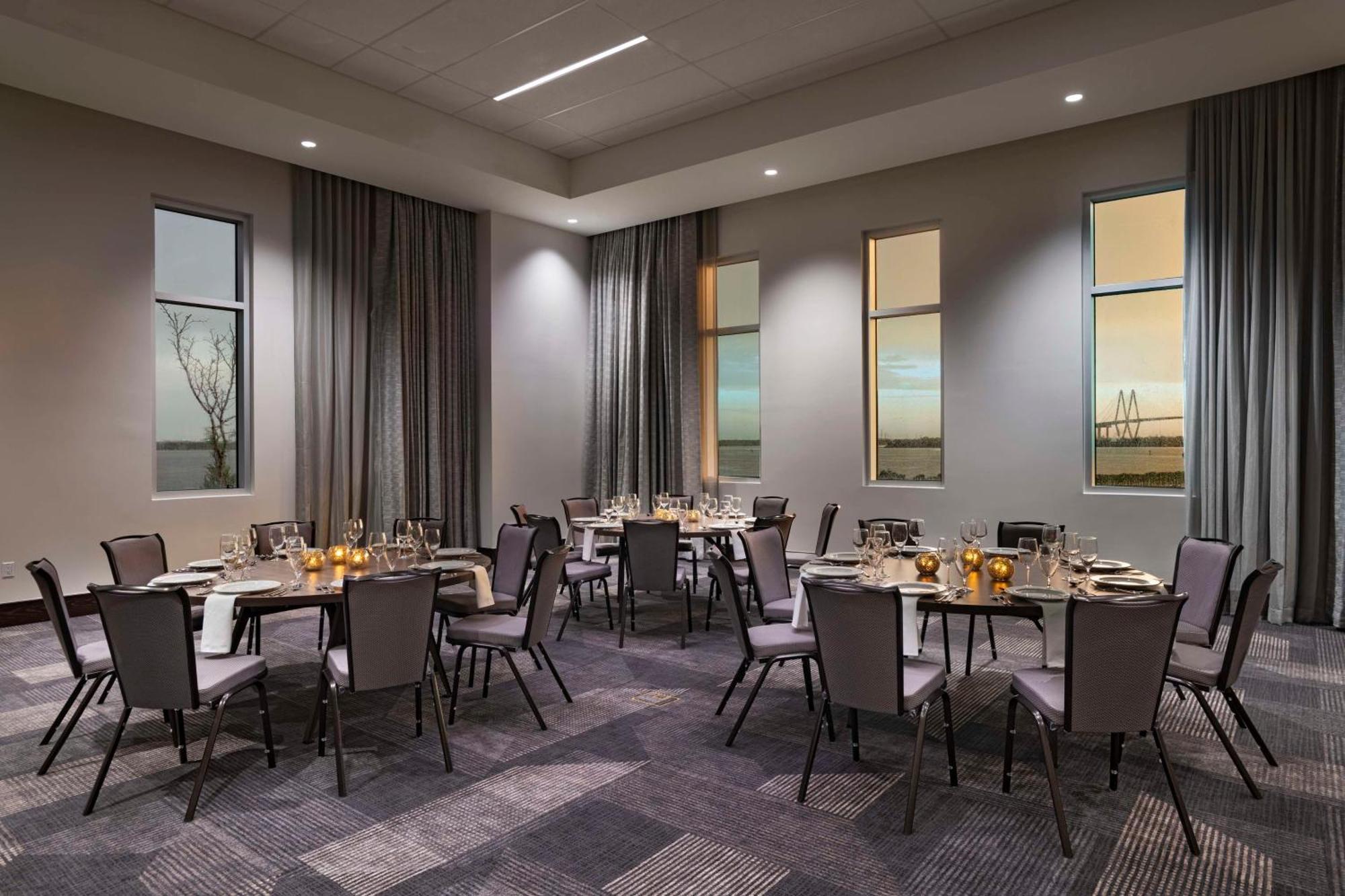 Hyatt Regency Baytown-Houston Hotel Екстериор снимка